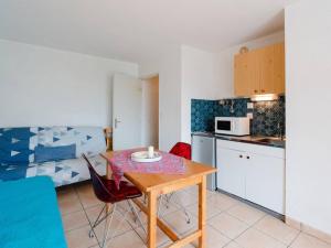 Appartement T2 à Narbonne-Plage - 30m de la plage, balcon, 4 couchages, parking gratuit - FR-1-409A-27