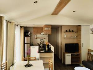 Mobil-home VI 58 à Vias - La Carabasse - Camping Siblu avec piscine payante