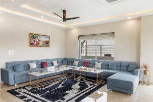 Elaris by VEO, StayVista - 6BHK Villa with Private Pool & EV Station