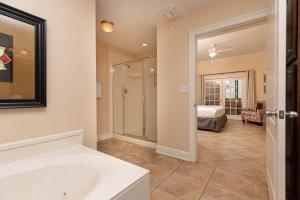 Phoenix West II 2214 condo