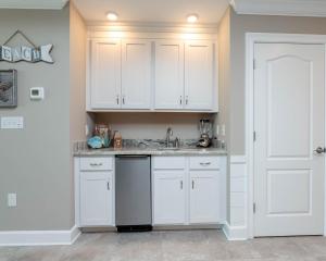 Phoenix Orange Beach II 1104 condo