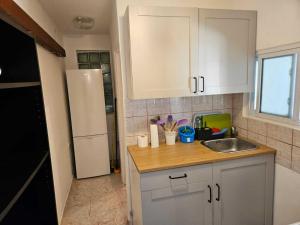 Hana Beach Apartment