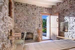Perivoli A Traditional Eco-Accommodation in a Private Cultivated Garden
