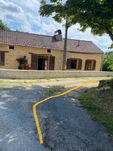 Maisons de vacances La pierre de Montalieu-haut : Maison 3 Chambres