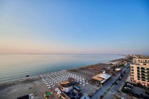 VDR Vacation Apartment 12 in Infinity Beach Resort - parking