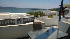 Studio with Balcony