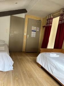 Hotels Hotel Edelweiss : photos des chambres