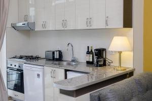 TiflisLux Apartment - Khiliani