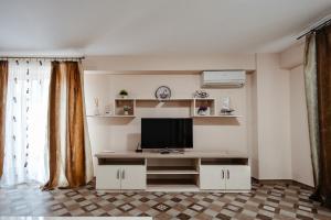 Luxury Radox Airport Bucharest 2