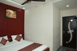 Redstone Hotel - Near US Consulate Nungambakkam