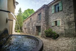 Hotels MONTRIEUX LE HAMEAU : photos des chambres