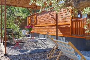 Campings Roulotte au coeur des vignes, Hyeres : photos des chambres