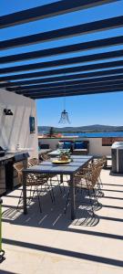 Penthouse Aurelia, rooftop terrace & jacuzzi