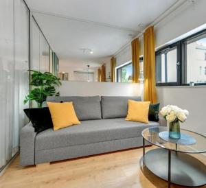 Old Motława Mirror Apartment