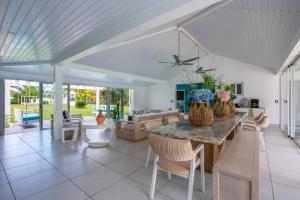 Villa Blu Beachfront Luxury Villa