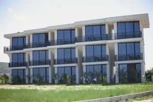 Posh Villas - Spille