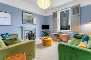 Beeswing, a Victorian Gem in Biggar