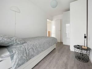 Appartements Le Colisee (Appartement T4) : photos des chambres