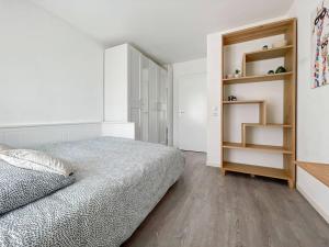 Appartements Le Colisee (Appartement T4) : photos des chambres