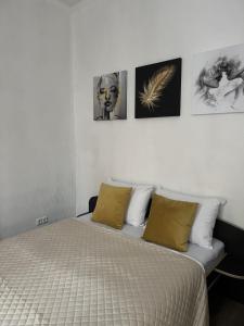 Cozy apartment near the Lviv National Opera