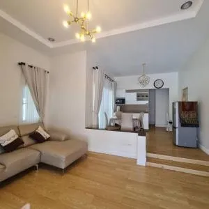 Kalunta hughome Khonkhan - 坤敬