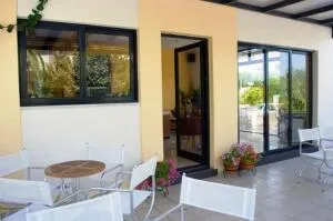 Esperides - Kermetévs