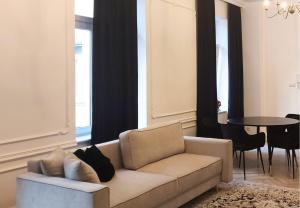 Komfortowy apartament z parkingiem, 70m2, Śródmieście -klimatyzacja, dostęp na kod-Polonia Resident