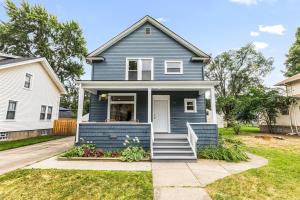 New! Luxury 1BR Flat near Downtown Mount Clemens