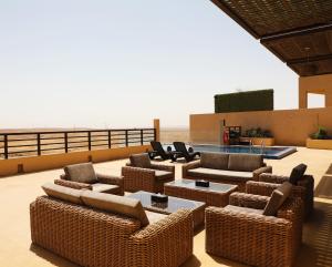 The Cliff Resort