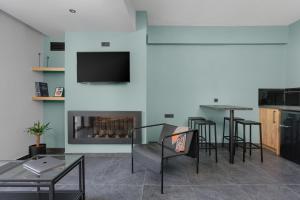 THE URBANIST •inner city residences•