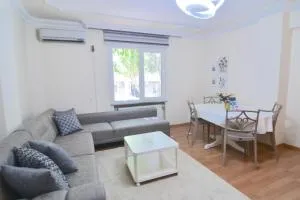 Cozy 3br Retreat Modern Comfort - 阿瓦西拉尔