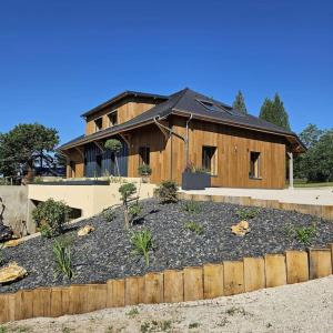 Maisons de vacances Au Bel Air : Maison 6 Chambres