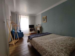 B&B / Chambres d'hotes La Flavignienne : Chambre Double avec Salle de Bains Privative