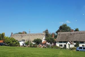 Entire 2 bed coach house in peaceful Norfolk village