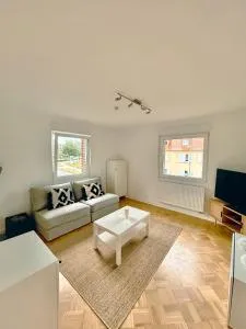 Casa Rossa APT1 - Modern Living near Frankfurt - أوبروسل