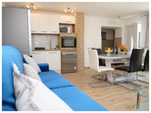 House Luketini dvori 
