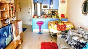 Pretty Flat in the skyscraper