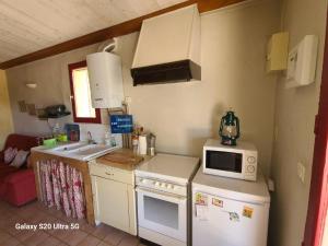 Maisons de vacances Cabanon autonome au milieu des oliviers-T2 a Fontvieille : photos des chambres