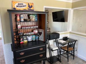 Peaceful & Cozy 3 bedroom Ranch-Home wFireplace