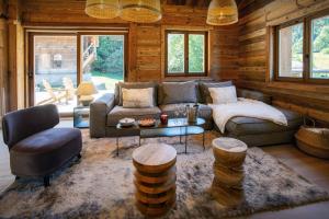 Chalet Frontflip - OVO Network