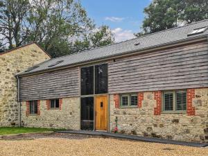 Property 3 - Uk44923