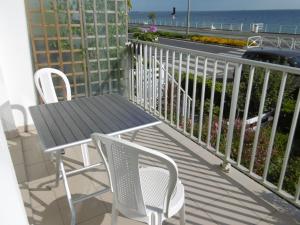 Appartements Appartement renove face mer avec terrasse, 2 pieces, 3 couchages a La Baule - FR-1-245-193 : photos des chambres