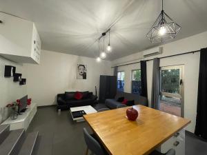 Spacieux F2 climatisé proche de la mer