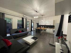 Spacieux F2 climatisé proche de la mer