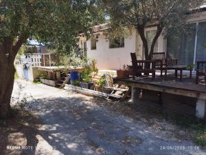 Appartements GITE RENOVE CALANQUES LA VESSE : photos des chambres