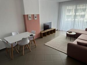 Lulu Suites - Coral