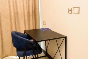 Luxury 2BR Apa- City Views at Skynest Residences