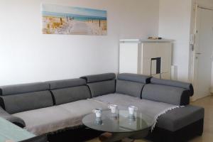 Appartements Air-conditioned 3-bedroom apartment Rives Azur Park with pool and parking : photos des chambres