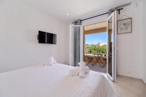 Appartements Deux suites haut standing duplex proche St. Tropez : photos des chambres