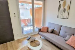 Lourde center Apartment 3 bed with Parking - Ségus